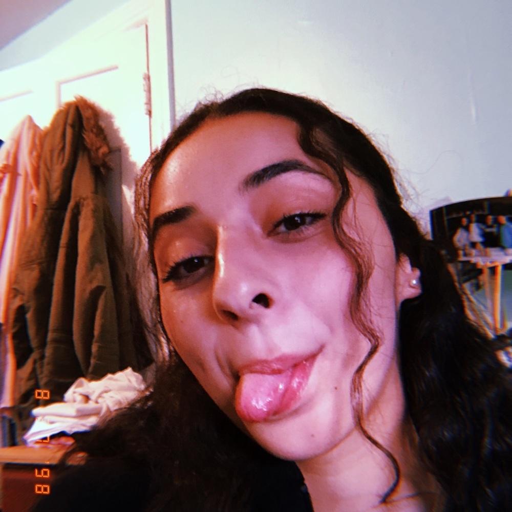 Meet your Posher, Alessandra